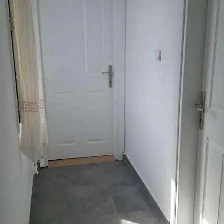 阿尔法公寓酒店 3*