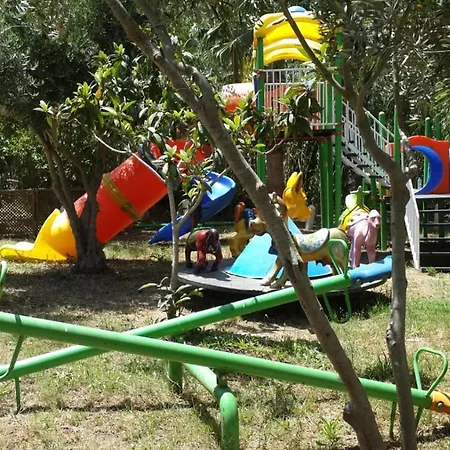 Alfa アパートホテル 3*